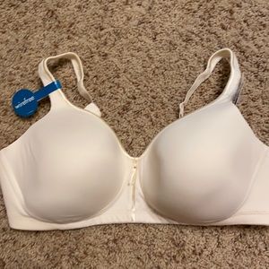 Vanity Fair Wirefree bra-new with tags